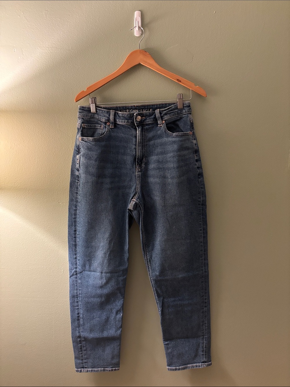 AE - Mom Jean - Blue Jean